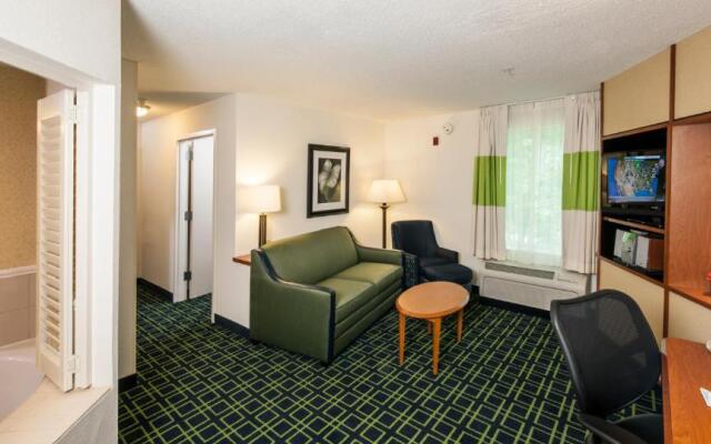 Fairfield Inn & Suites by Marriott Brunswick Freeport