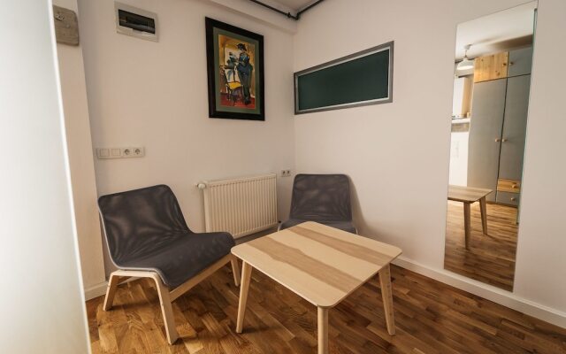 YellowBoot Aparthotel