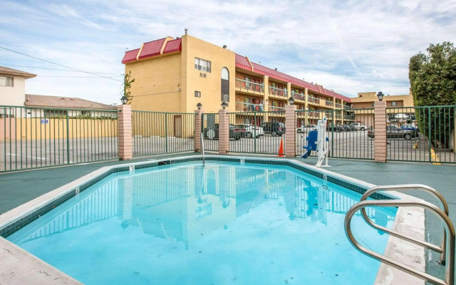 Gateway Inn Gardena