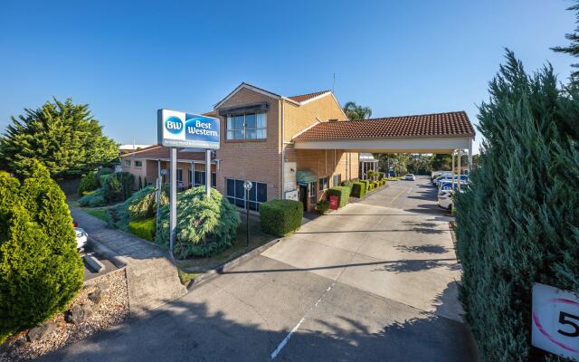 Best Western Airport Motel and Convention Centre