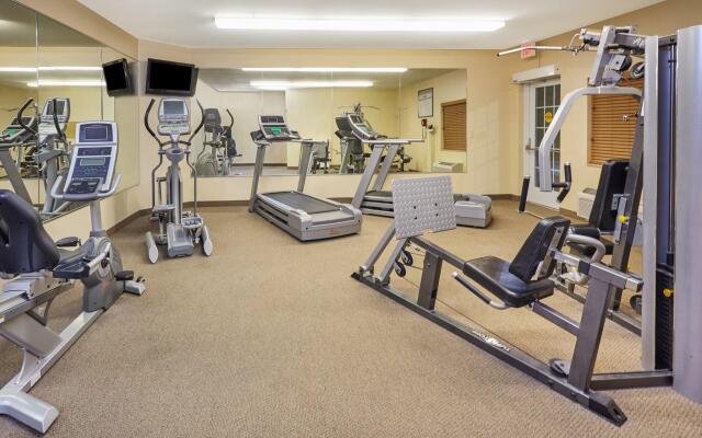 Candlewood Suites Milwaukee Airport by IHG