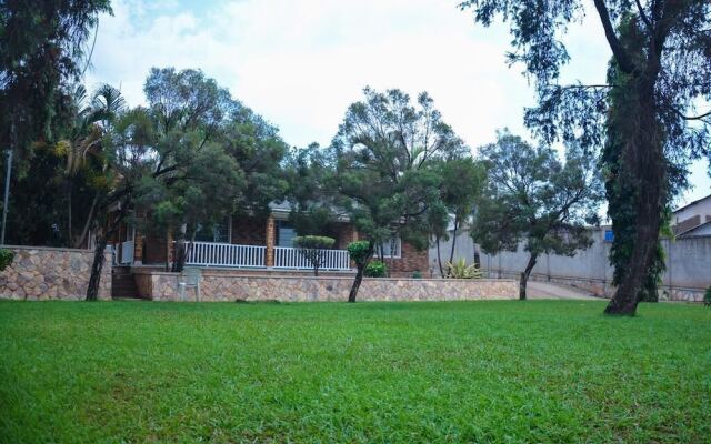SamWeb Bed and Breakfast