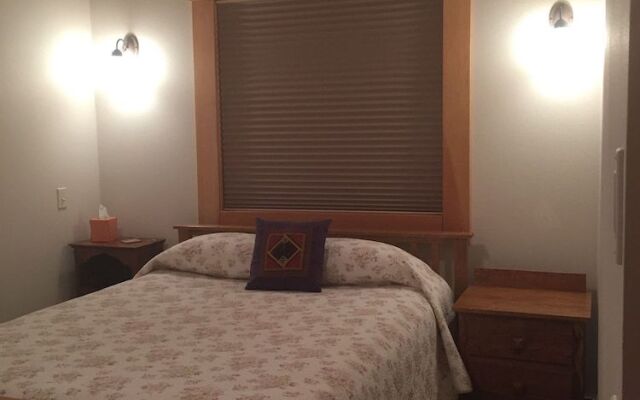 Sacred Clay Inn