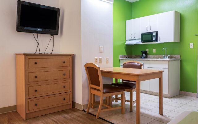 OYO Townhouse Sulphur, LA Extended Stay