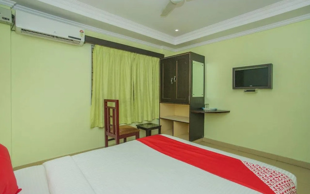 OYO 25121 Bns Lodge