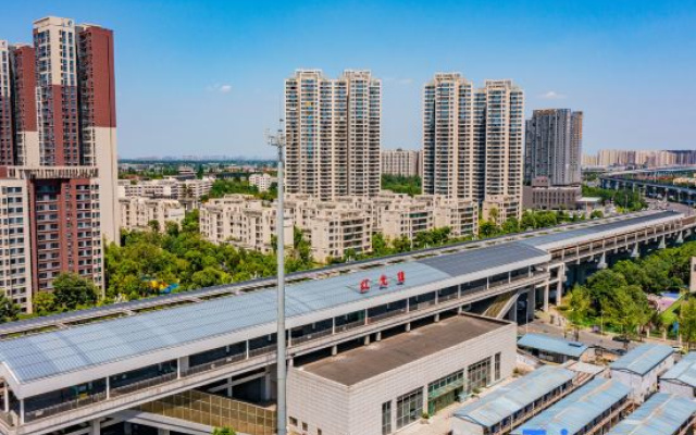 Licheng Hotel (Xihua University Branch, Chengdu Honggao Road Subway Station)