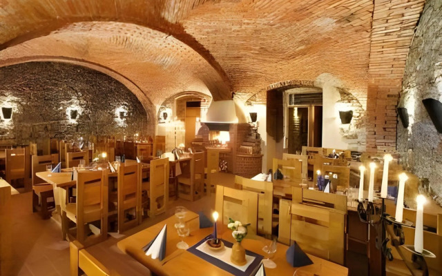 Hotel Záviš z Falkenštejna