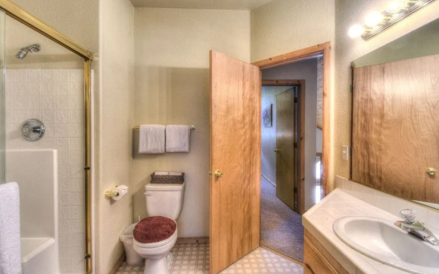 Shady Maple Retreat