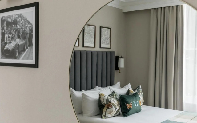 The Selwyn Hotel