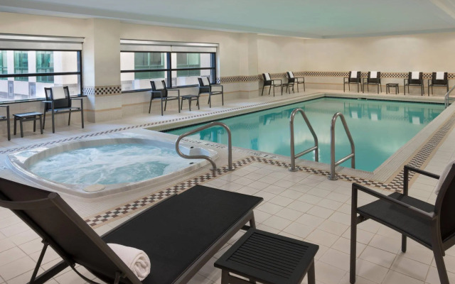 Residence Inn by Marriott Toronto Downtown / Entertainment District