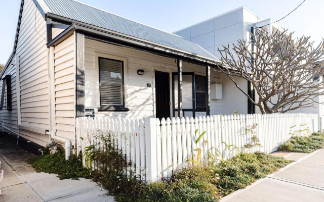 Patty's Cottage @ Merewether Beach