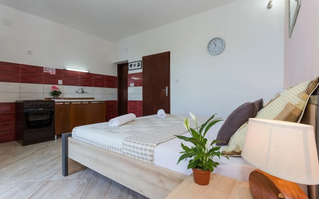 Verica - 15 m From Beach - SA3