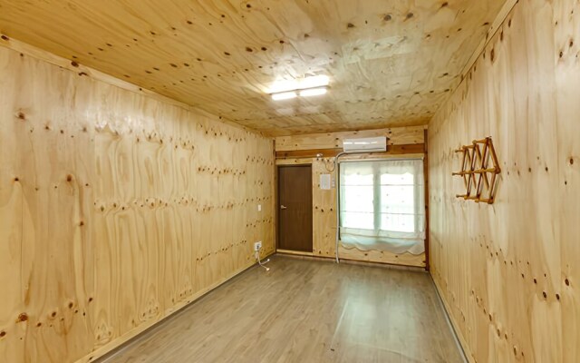 Gyeongju Log Cabin