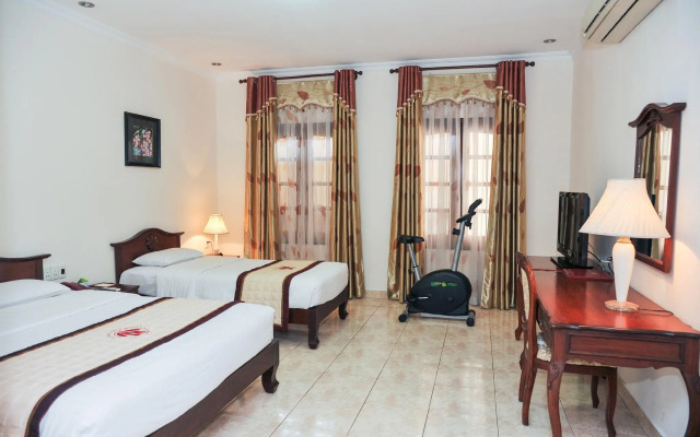 Tan Son Nhat 1 Hotel