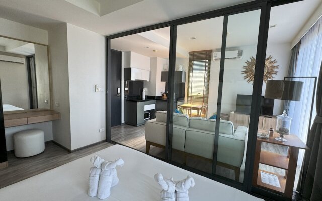 The Deck Condominium by Lofty