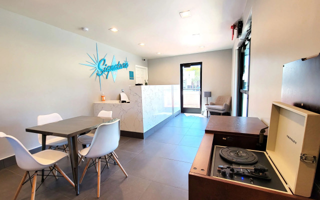 Signature Inn Santa Clara