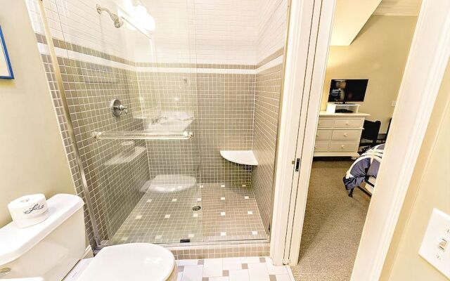 Su Casa 5 Bedroom Holiday Home