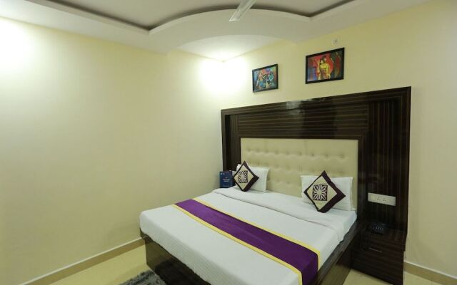 OYO 8883 Hotel Comfort Zone