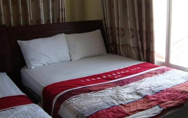 Loan Phuong Hotel