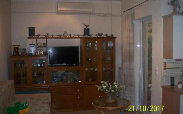 Quiet spacious apartment in Nafplio