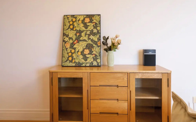 Tyms Elegant 3BR 2BA Apt Near Malls