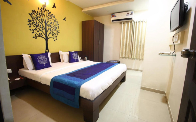 Lalji's Hotel & Restaurant