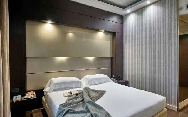 Winter Garden Hotel - Bergamo Airport