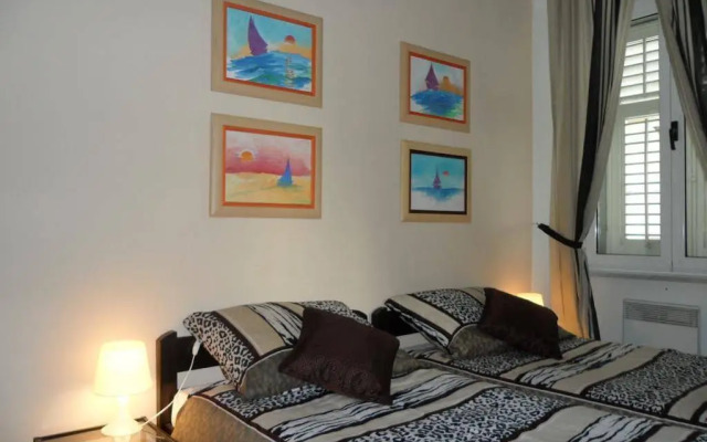 Hostel Carnevale
