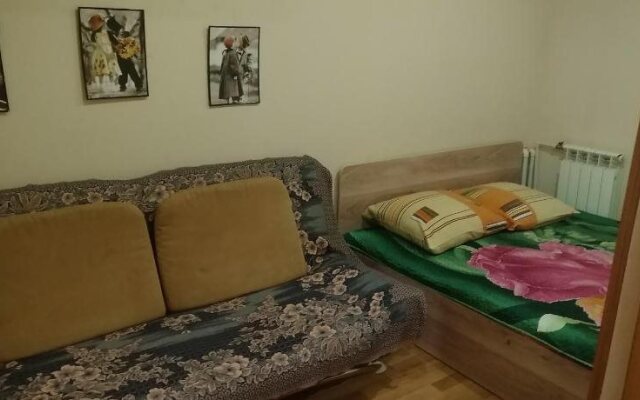 Hostel 44