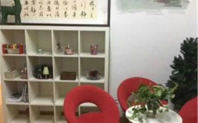 Facebook Emoji Guesthouse