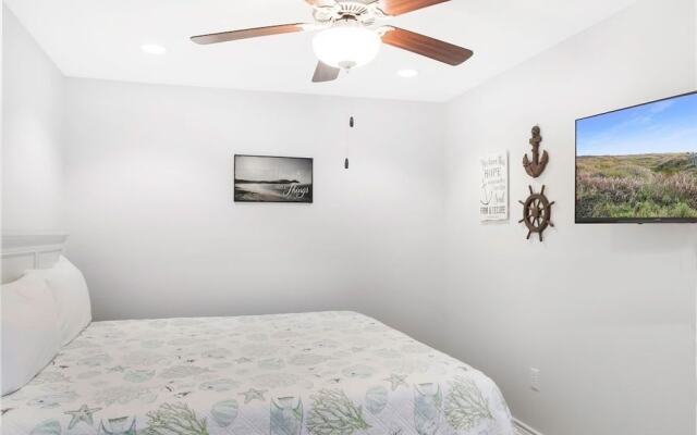 Island 31 2 Bedroom Condo