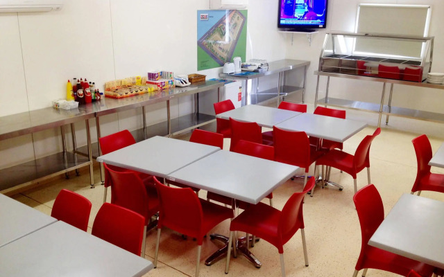 Meekatharra Accommodation Centre - Campsite