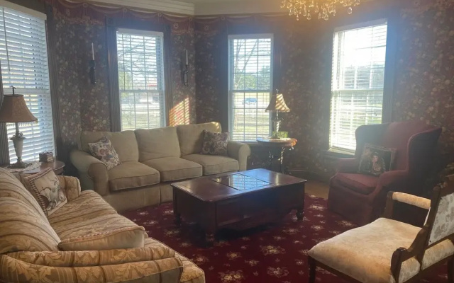 Apple Crest Inn