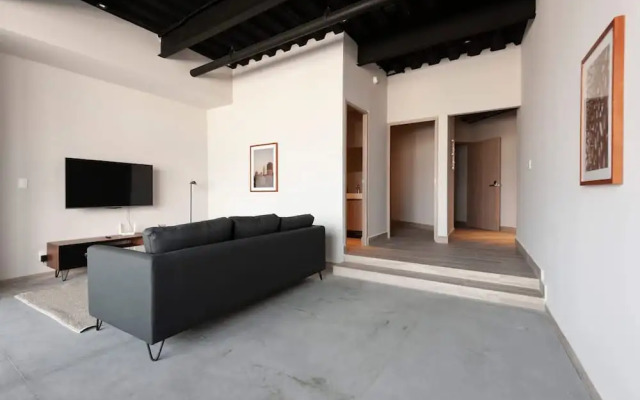 w Cozy 2BR w Balcony Near Polanco