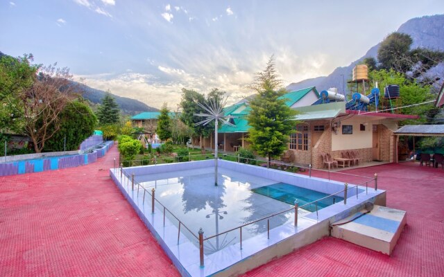 Regal Retreat
