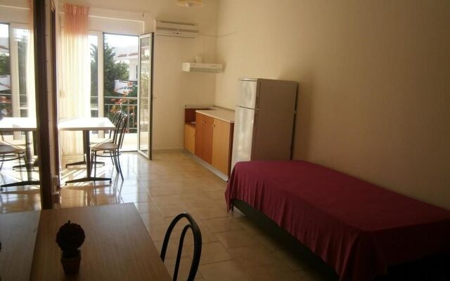 Hotel Maravelias