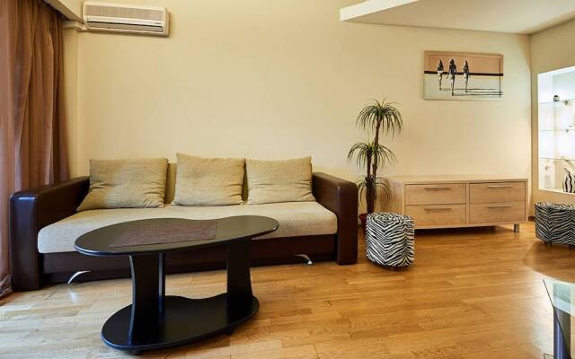 Апартаменты Home-Hotel, ул. Мечникова, 7