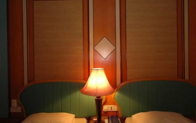 Shari-La Island Resort