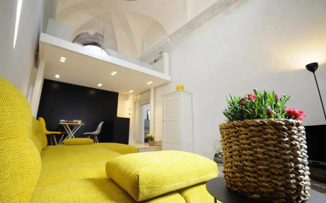Holliday Charming Home