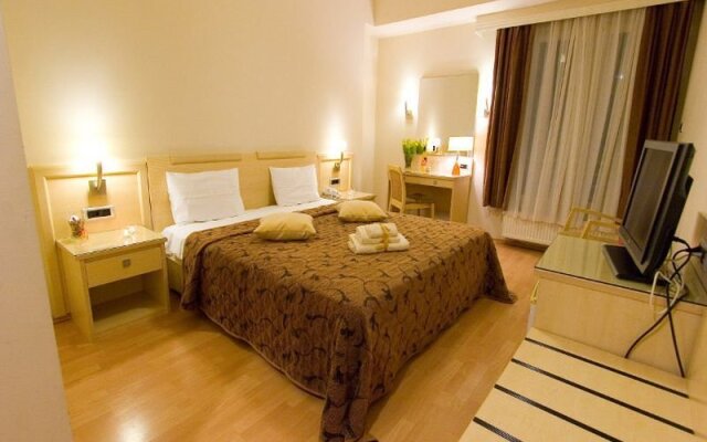 Lito Hotel