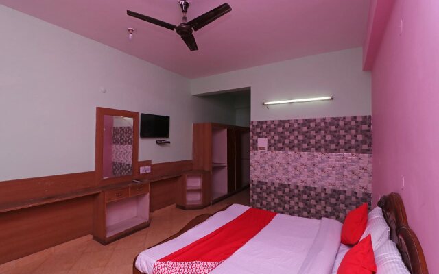 Hotel Vishwamitra By OYO Rooms