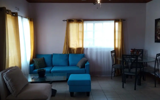 Country Cove Inn