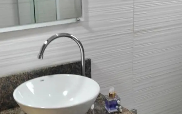 Cantinho da Lu em apt inteiro 800 mt da praia