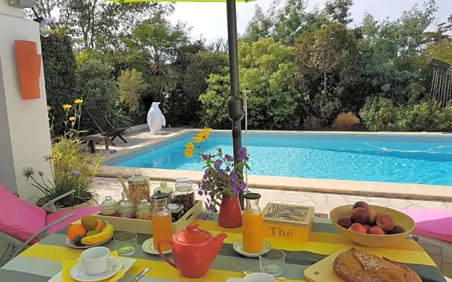 Les Yeux Bleus Bed & Breakfast