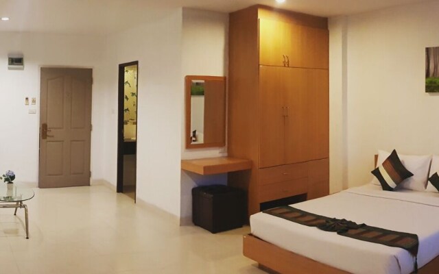 Sena house Paholyothin30