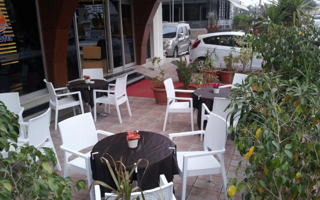 Kar Hotel