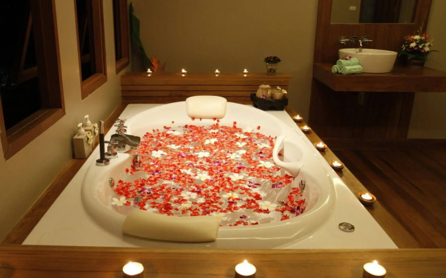 Deva Beach Resort Samui