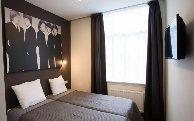 Quentin Hotel Golden Bear