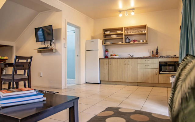 Coral Sands Apartments