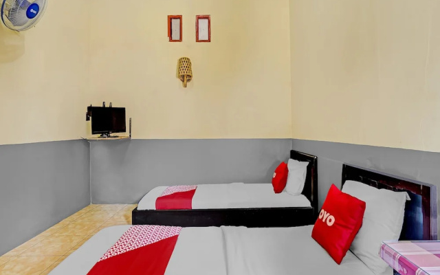 OYO 90405 Penginapan Sasti KuninganNearTaman Cirendang
